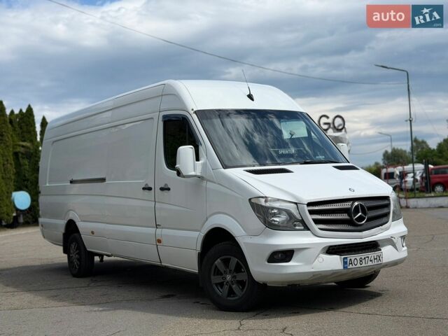 Белый Мерседес Sprinter, объемом двигателя 3 л и пробегом 988 тыс. км за 14500 $, фото 1 на Automoto.ua