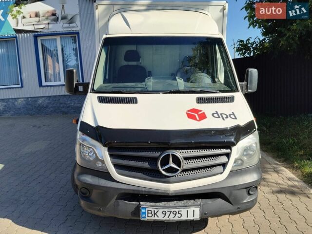 Белый Мерседес Sprinter, объемом двигателя 0 л и пробегом 329 тыс. км за 18000 $, фото 1 на Automoto.ua