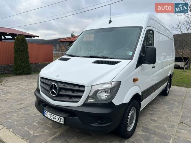 Белый Мерседес Sprinter, объемом двигателя 2.14 л и пробегом 363 тыс. км за 14600 $, фото 1 на Automoto.ua