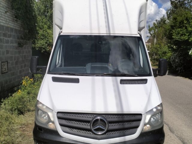 Белый Мерседес Sprinter, объемом двигателя 2.14 л и пробегом 338 тыс. км за 15500 $, фото 1 на Automoto.ua