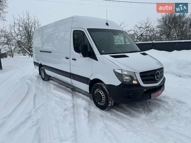 Белый Мерседес Sprinter, объемом двигателя 3 л и пробегом 190 тыс. км за 35400 $, фото 1 на Automoto.ua