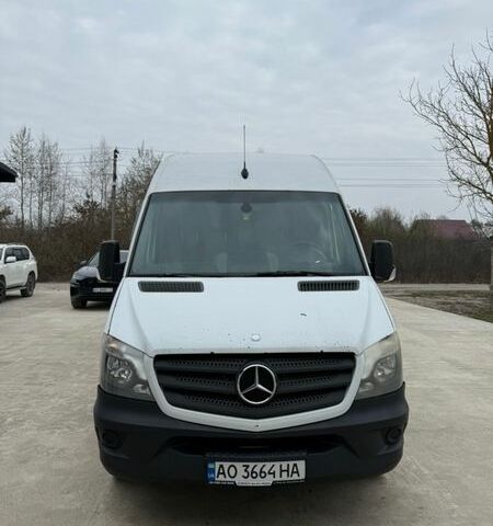 Белый Мерседес Sprinter, объемом двигателя 2.99 л и пробегом 560 тыс. км за 19500 $, фото 1 на Automoto.ua