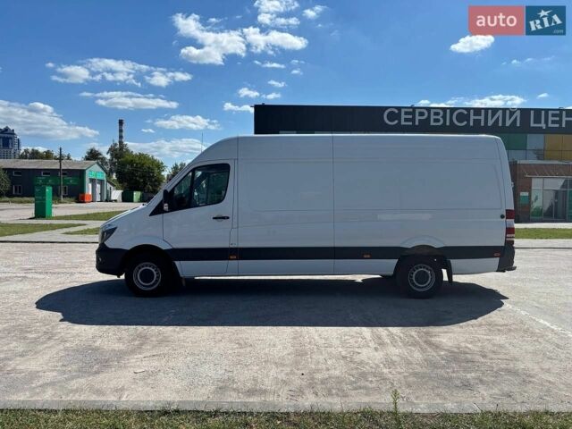 Белый Мерседес Sprinter, объемом двигателя 2.14 л и пробегом 245 тыс. км за 22500 $, фото 1 на Automoto.ua