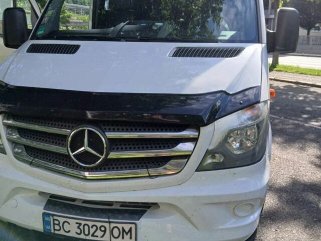 Белый Мерседес Sprinter, объемом двигателя 2.1 л и пробегом 450 тыс. км за 23725 $, фото 1 на Automoto.ua