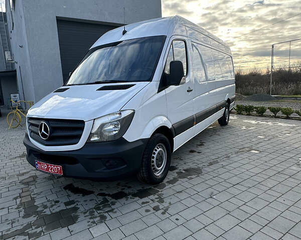Белый Мерседес Sprinter, объемом двигателя 2.2 л и пробегом 265 тыс. км за 18700 $, фото 1 на Automoto.ua