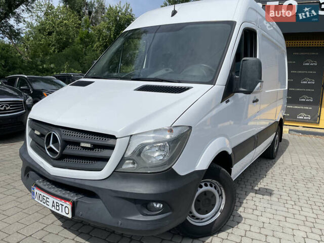 Белый Мерседес Sprinter, объемом двигателя 2.2 л и пробегом 221 тыс. км за 17000 $, фото 1 на Automoto.ua