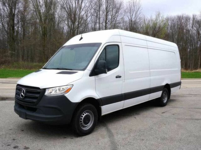 Білий Мерседес Sprinter, об'ємом двигуна 2.1 л та пробігом 72 тис. км за 7500 $, фото 1 на Automoto.ua
