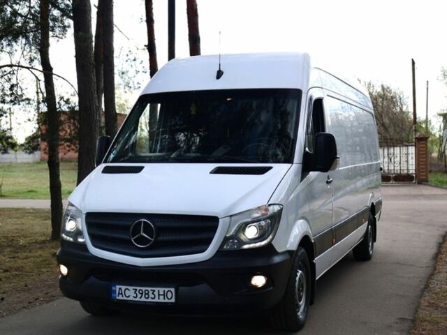 Белый Мерседес Sprinter, объемом двигателя 3 л и пробегом 245 тыс. км за 29000 $, фото 1 на Automoto.ua