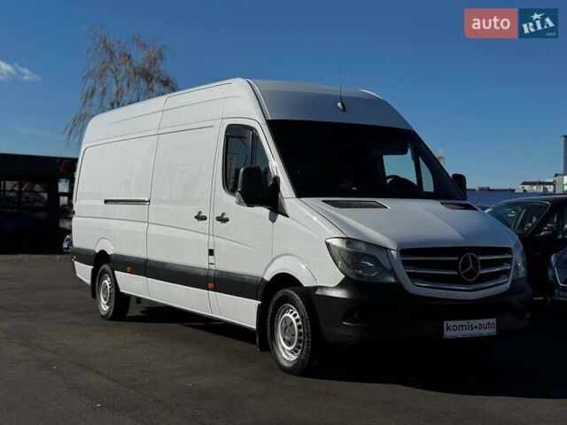 Мерседес Sprinter 2016 у Вінниці на Automoto.ua Білий Мерседес Sprinter, об'ємом двигуна 2.2 л та пробігом 316 тис. км за 14999 $, фото 1 на Automoto.ua