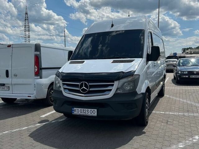Белый Мерседес Sprinter, объемом двигателя 2.14 л и пробегом 390 тыс. км за 11999 $, фото 1 на Automoto.ua
