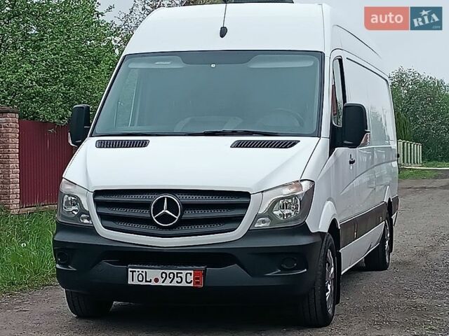 Белый Мерседес Sprinter, объемом двигателя 2.2 л и пробегом 390 тыс. км за 17350 $, фото 1 на Automoto.ua