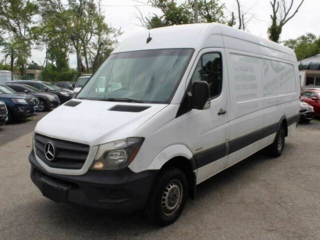 Білий Мерседес Sprinter, об'ємом двигуна 2.1 л та пробігом 74 тис. км за 6800 $, фото 1 на Automoto.ua