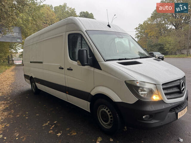 Мерседес Sprinter 2016 у Вінниці на Automoto.ua Білий Мерседес Sprinter, об'ємом двигуна 2.2 л та пробігом 296 тис. км за 22500 $, фото 1 на Automoto.ua