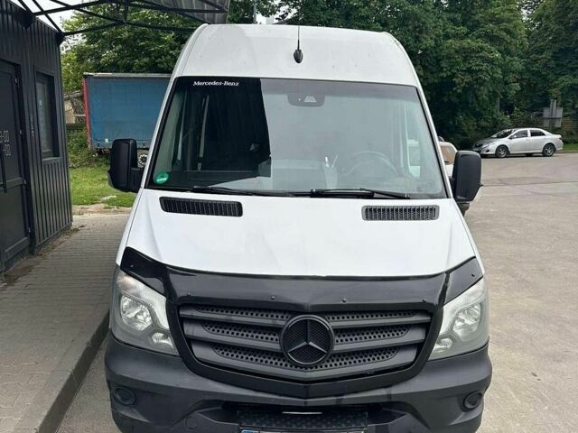 Белый Мерседес Sprinter, объемом двигателя 2.14 л и пробегом 450 тыс. км за 21000 $, фото 1 на Automoto.ua