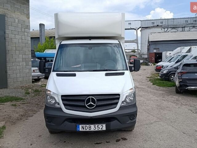 Белый Мерседес Sprinter, объемом двигателя 2.2 л и пробегом 278 тыс. км за 21650 $, фото 1 на Automoto.ua