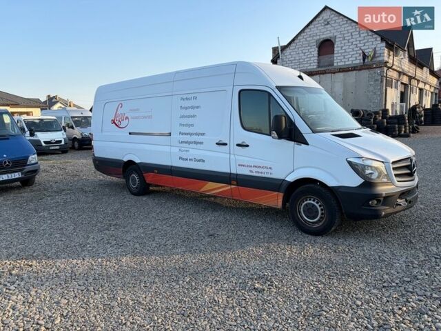 Белый Мерседес Sprinter, объемом двигателя 2.2 л и пробегом 285 тыс. км за 15900 $, фото 1 на Automoto.ua