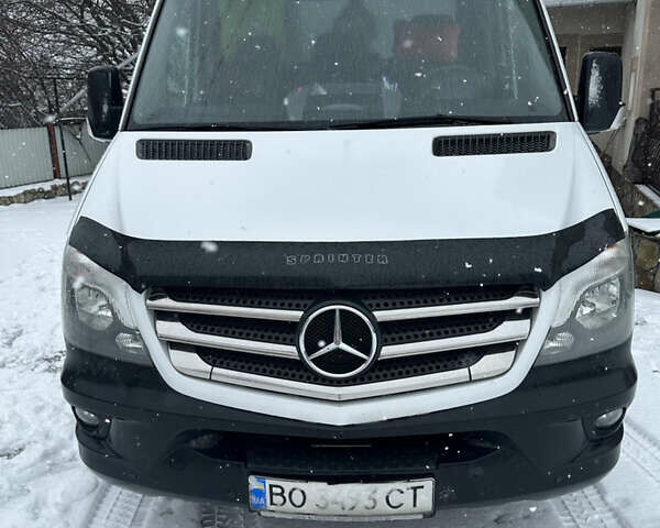 Белый Мерседес Sprinter, объемом двигателя 2.1 л и пробегом 477 тыс. км за 18000 $, фото 1 на Automoto.ua
