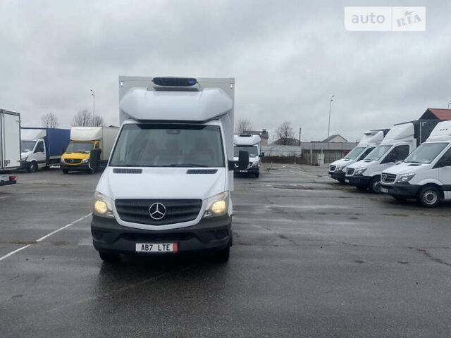 Белый Мерседес Sprinter, объемом двигателя 3 л и пробегом 290 тыс. км за 35800 $, фото 1 на Automoto.ua