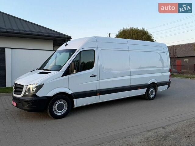 Белый Мерседес Sprinter, объемом двигателя 0 л и пробегом 356 тыс. км за 17500 $, фото 1 на Automoto.ua