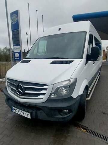 Мерседес Sprinter 2017 у Рокитне на Automoto.ua Білий Мерседес Sprinter, об'ємом двигуна 2.2 л та пробігом 450 тис. км за 17500 $, фото 1 на Automoto.ua