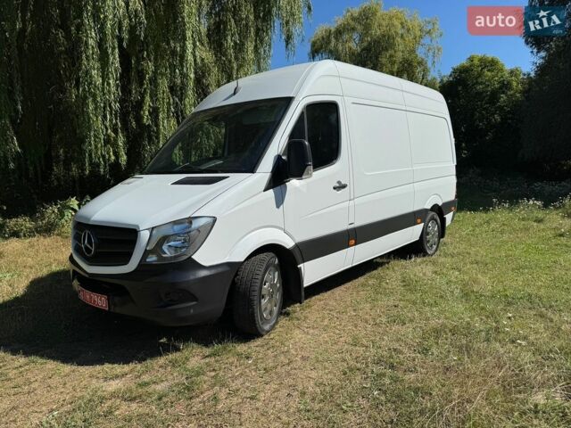 Белый Мерседес Sprinter, объемом двигателя 2.2 л и пробегом 399 тыс. км за 19300 $, фото 1 на Automoto.ua