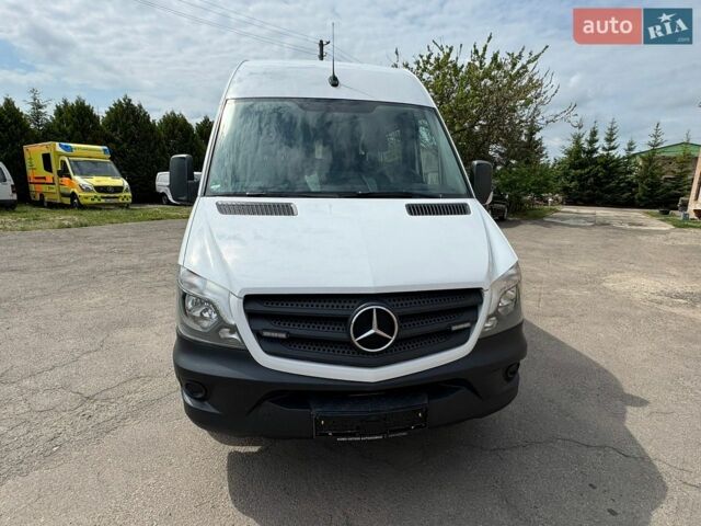 Белый Мерседес Sprinter, объемом двигателя 2.2 л и пробегом 338 тыс. км за 19999 $, фото 1 на Automoto.ua