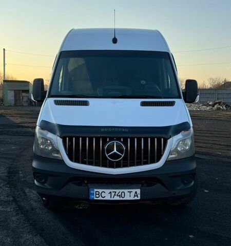 Белый Мерседес Sprinter, объемом двигателя 2.2 л и пробегом 493 тыс. км за 22500 $, фото 1 на Automoto.ua