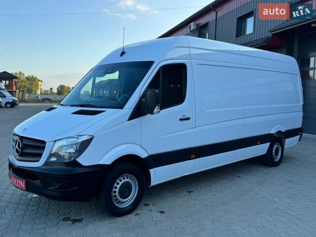 Белый Мерседес Sprinter, объемом двигателя 2.2 л и пробегом 341 тыс. км за 18500 $, фото 1 на Automoto.ua