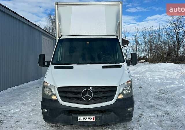 Белый Мерседес Sprinter, объемом двигателя 3 л и пробегом 364 тыс. км за 27500 $, фото 1 на Automoto.ua