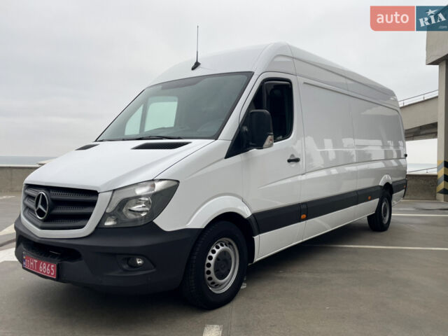 Білий Мерседес Sprinter, об'ємом двигуна 3 л та пробігом 300 тис. км за 26999 $, фото 1 на Automoto.ua