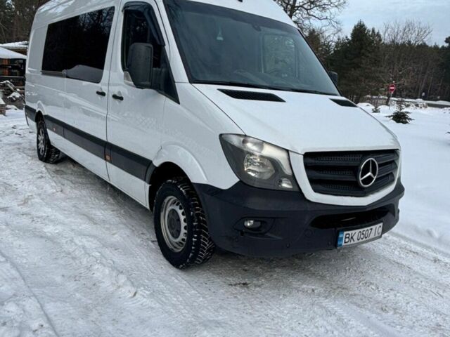 Белый Мерседес Sprinter, объемом двигателя 2.14 л и пробегом 659 тыс. км за 23403 $, фото 1 на Automoto.ua