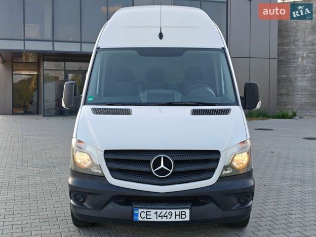 Белый Мерседес Sprinter, объемом двигателя 2.14 л и пробегом 367 тыс. км за 25000 $, фото 1 на Automoto.ua