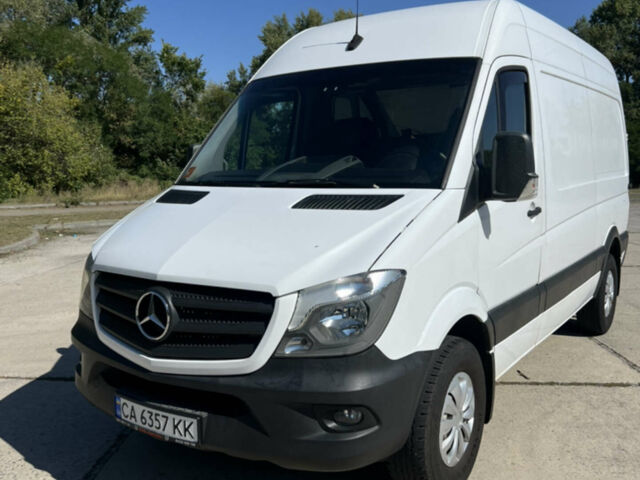 Белый Мерседес Sprinter, объемом двигателя 3 л и пробегом 165 тыс. км за 26950 $, фото 1 на Automoto.ua