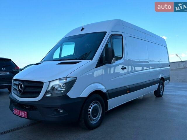 Білий Мерседес Sprinter, об'ємом двигуна 3 л та пробігом 302 тис. км за 24999 $, фото 1 на Automoto.ua
