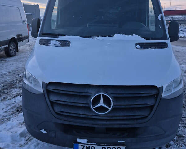 Білий Мерседес Sprinter, об'ємом двигуна 2.14 л та пробігом 296 тис. км за 22500 $, фото 1 на Automoto.ua