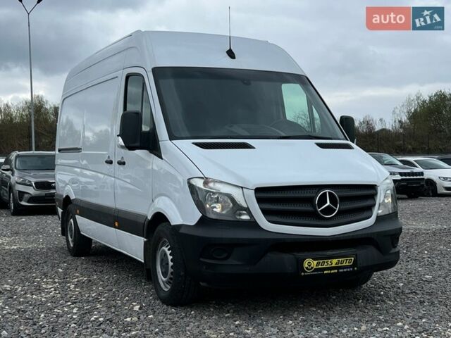Белый Мерседес Sprinter, объемом двигателя 2.14 л и пробегом 204 тыс. км за 25500 $, фото 1 на Automoto.ua
