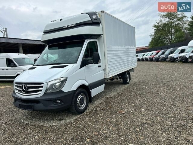 Белый Мерседес Sprinter, объемом двигателя 3 л и пробегом 140 тыс. км за 23950 $, фото 1 на Automoto.ua