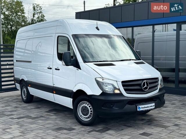 Белый Мерседес Sprinter, объемом двигателя 2.2 л и пробегом 369 тыс. км за 20500 $, фото 1 на Automoto.ua