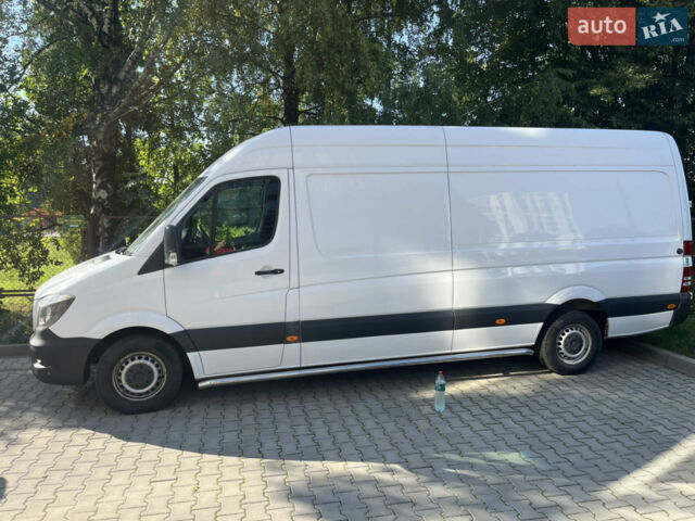 Белый Мерседес Sprinter, объемом двигателя 2.14 л и пробегом 272 тыс. км за 18400 $, фото 1 на Automoto.ua