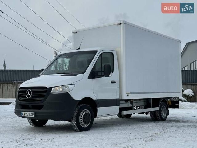 Белый Мерседес Sprinter, объемом двигателя 2.2 л и пробегом 140 тыс. км за 37500 $, фото 1 на Automoto.ua