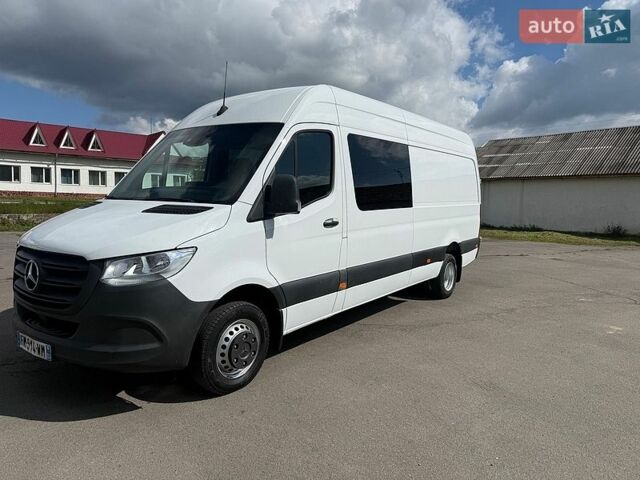 Белый Мерседес Sprinter, объемом двигателя 3 л и пробегом 302 тыс. км за 45000 $, фото 1 на Automoto.ua