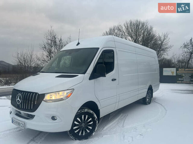 Білий Мерседес Sprinter, об'ємом двигуна 2.99 л та пробігом 429 тис. км за 43500 $, фото 1 на Automoto.ua