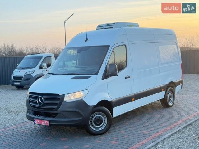 Білий Мерседес Sprinter, об'ємом двигуна 2.14 л та пробігом 235 тис. км за 25500 $, фото 1 на Automoto.ua