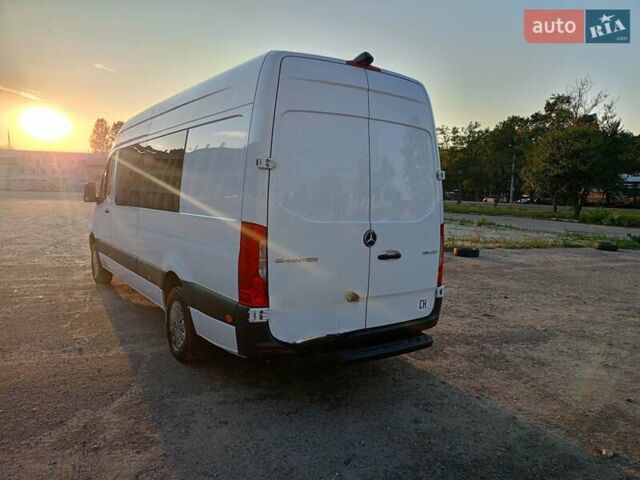 Белый Мерседес Sprinter, объемом двигателя 0 л и пробегом 520 тыс. км за 19000 $, фото 1 на Automoto.ua