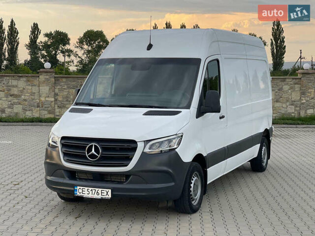 Белый Мерседес Sprinter, объемом двигателя 2.2 л и пробегом 46 тыс. км за 27600 $, фото 1 на Automoto.ua