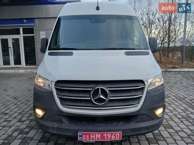 Білий Мерседес Sprinter, об'ємом двигуна 2.2 л та пробігом 296 тис. км за 23999 $, фото 1 на Automoto.ua