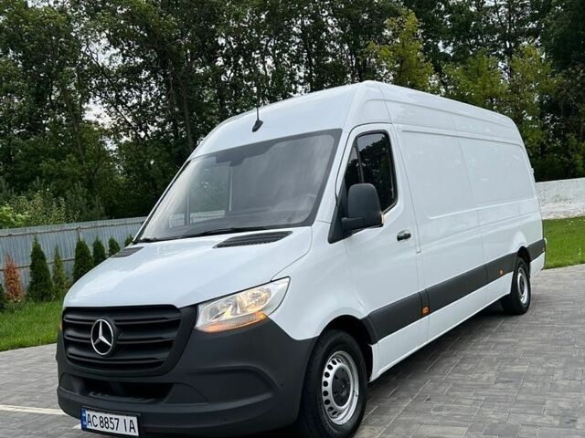 Белый Мерседес Sprinter, объемом двигателя 2.2 л и пробегом 220 тыс. км за 23700 $, фото 1 на Automoto.ua