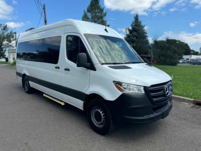 Белый Мерседес Sprinter, объемом двигателя 3 л и пробегом 48 тыс. км за 11500 $, фото 1 на Automoto.ua