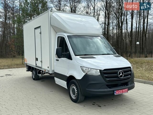 Белый Мерседес Sprinter, объемом двигателя 2.1 л и пробегом 71 тыс. км за 29999 $, фото 1 на Automoto.ua