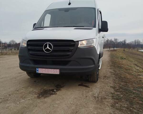 Білий Мерседес Sprinter, об'ємом двигуна 2.2 л та пробігом 260 тис. км за 23999 $, фото 1 на Automoto.ua